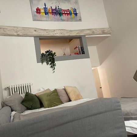 Unique And Antique Apartment Floransa Dış mekan fotoğraf