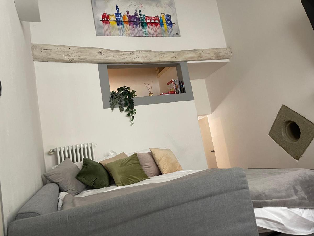 Unique And Antique Apartment Floransa Dış mekan fotoğraf